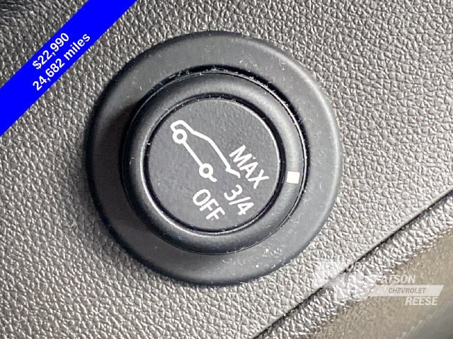 Used 2024 Chevrolet Equinox LT FWD image 32