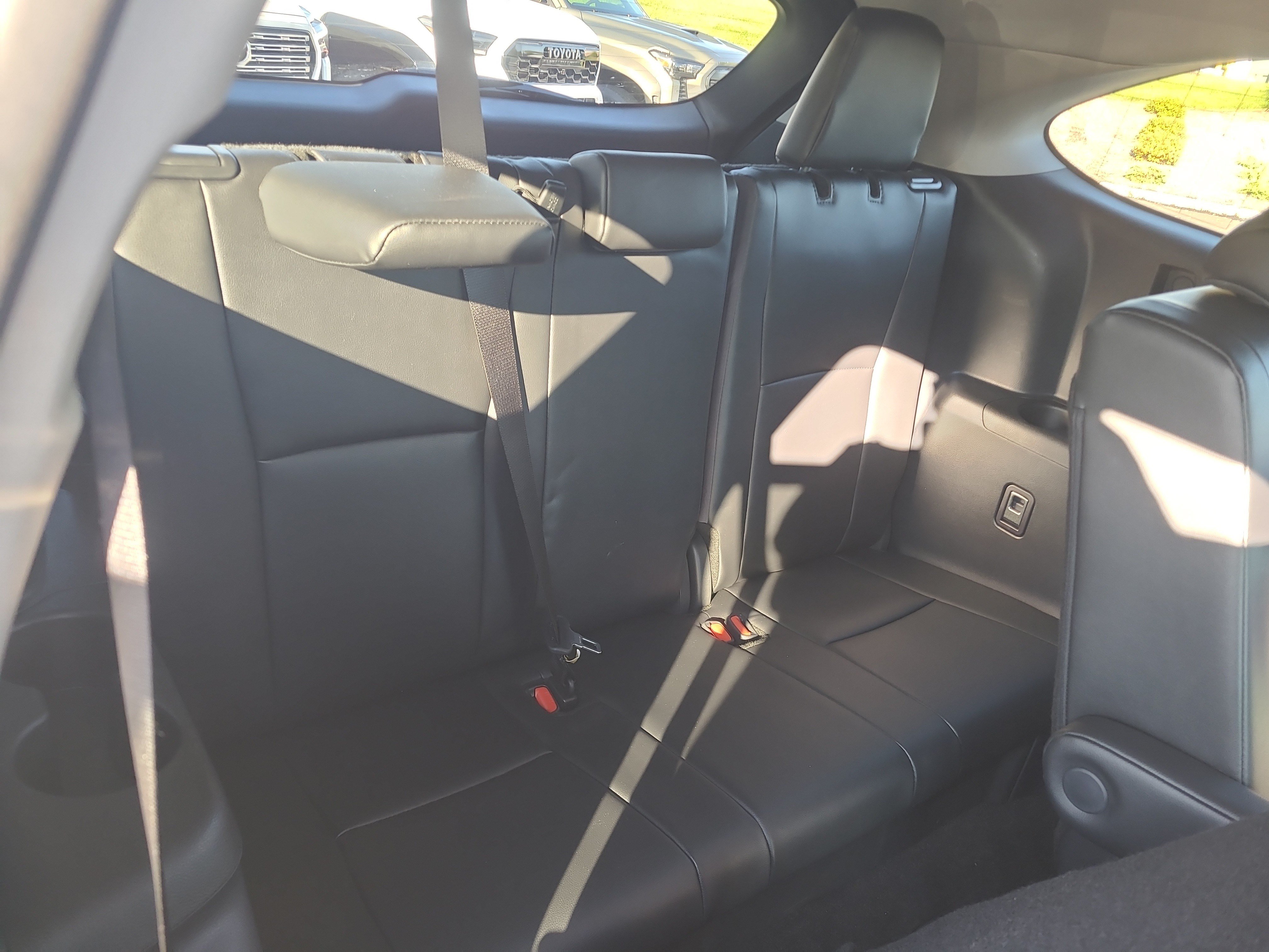 Certified 2026 Toyota Highlander XLE AWD/4WD image 29