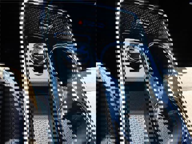 New 2026 Chevrolet Equinox ACTIV w/ Convenience Package III image 17