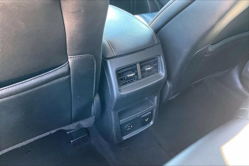 Used 2021 Ford Edge Titanium w/ Cargo Accessory Package FWD image 33