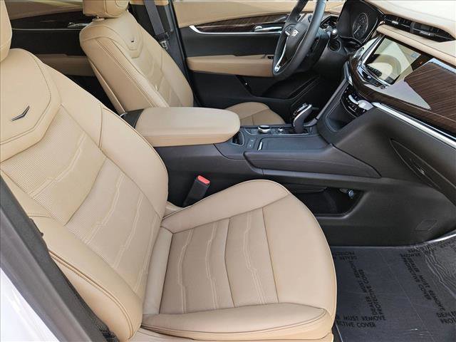 Used 2025 Cadillac XT6 Premium Luxury w/ Platinum Package image 21