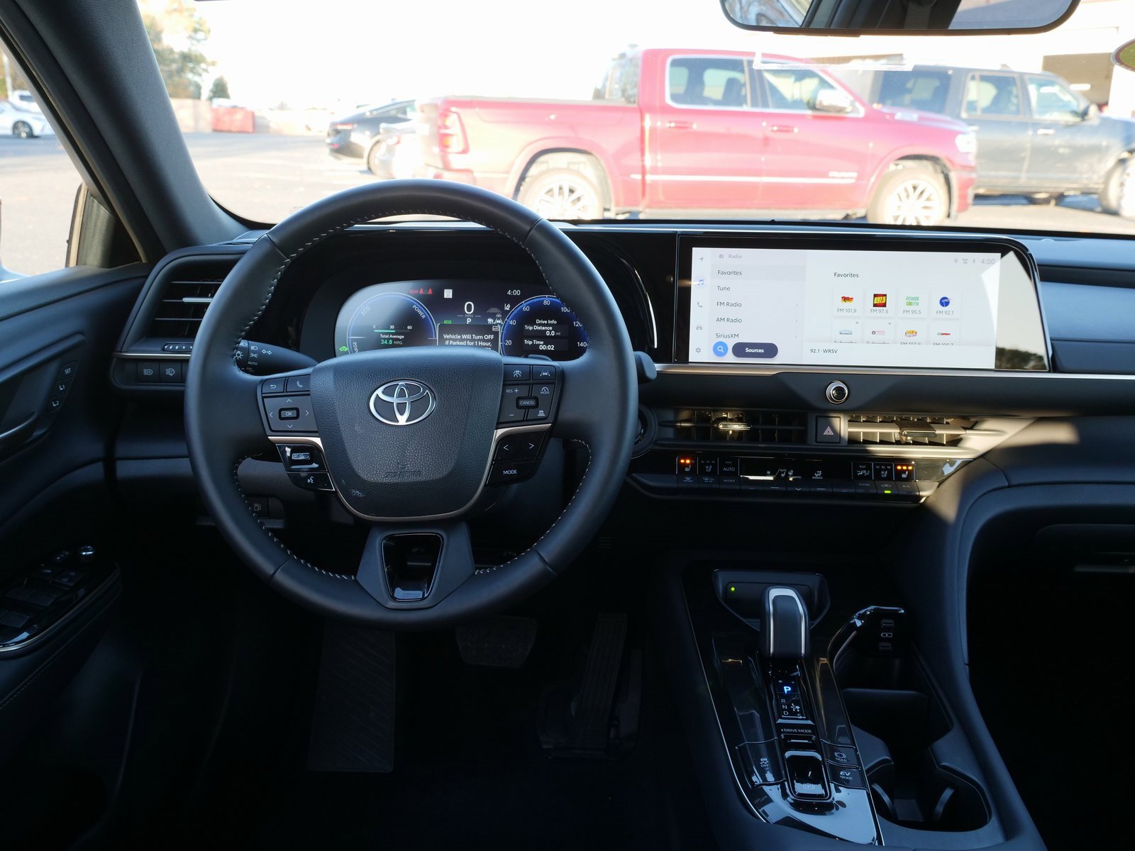 Used 2025 Toyota Crown Signia image 17