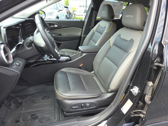 Used 2024 Chevrolet Trax ACTIV w/ Sunroof Package FWD image 10