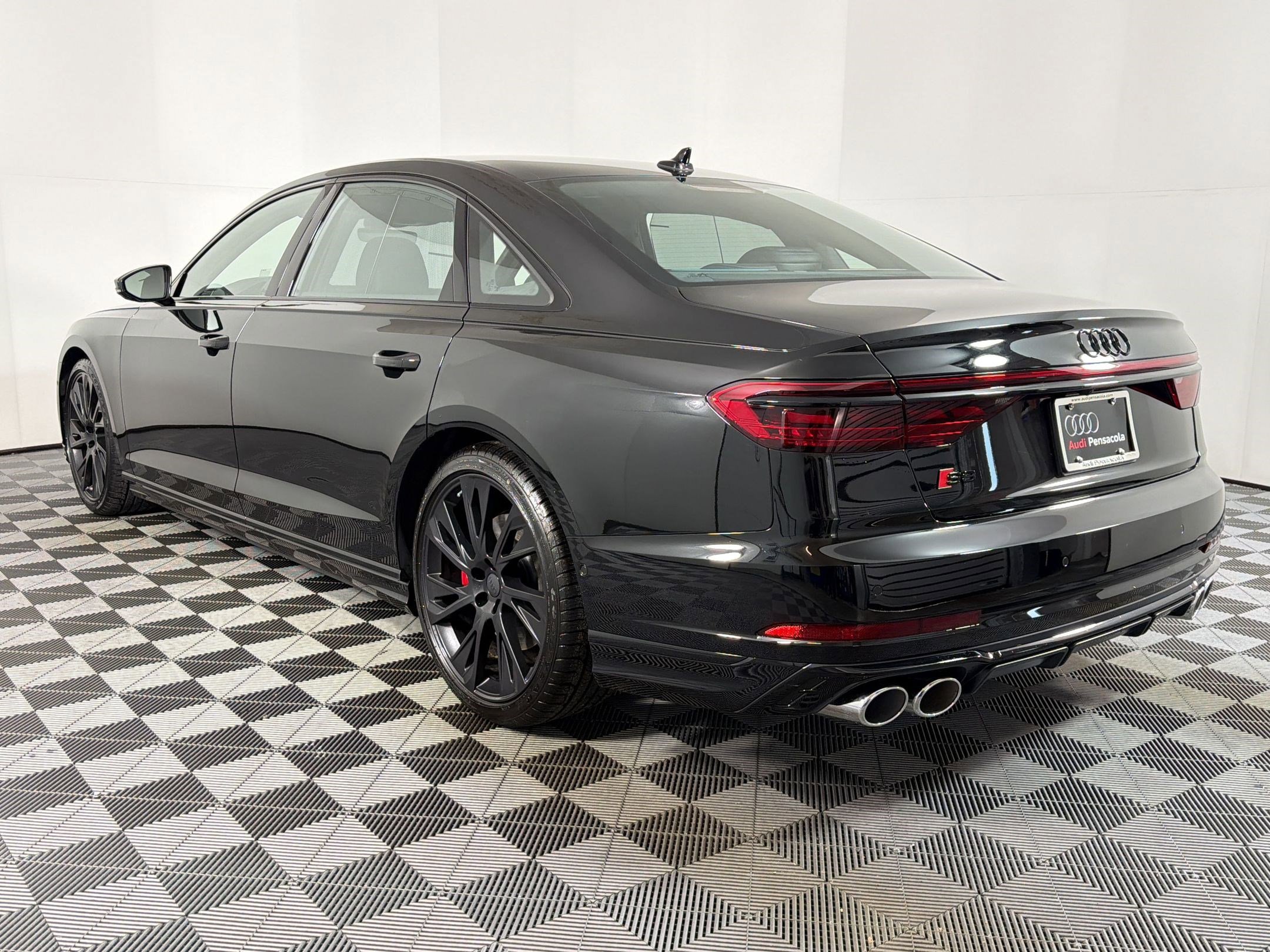 New 2026 Audi S8 image 2