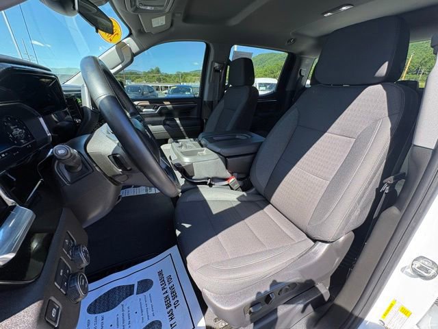 Used 2024 Chevrolet Silverado 1500 LT AWD/4WD image 24