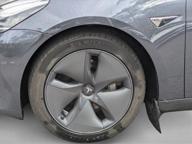 Used 2020 Tesla Model 3 Long Range image 9