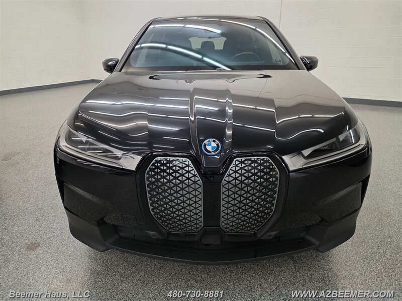 Used 2024 BMW iX xDrive50 AWD/4WD image 6