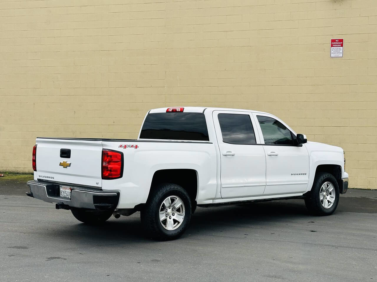 Used 2015 Chevrolet Silverado 1500 LT w/ All Star Edition AWD/4WD image 5