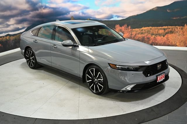 Used 2025 Honda Accord Touring video 2