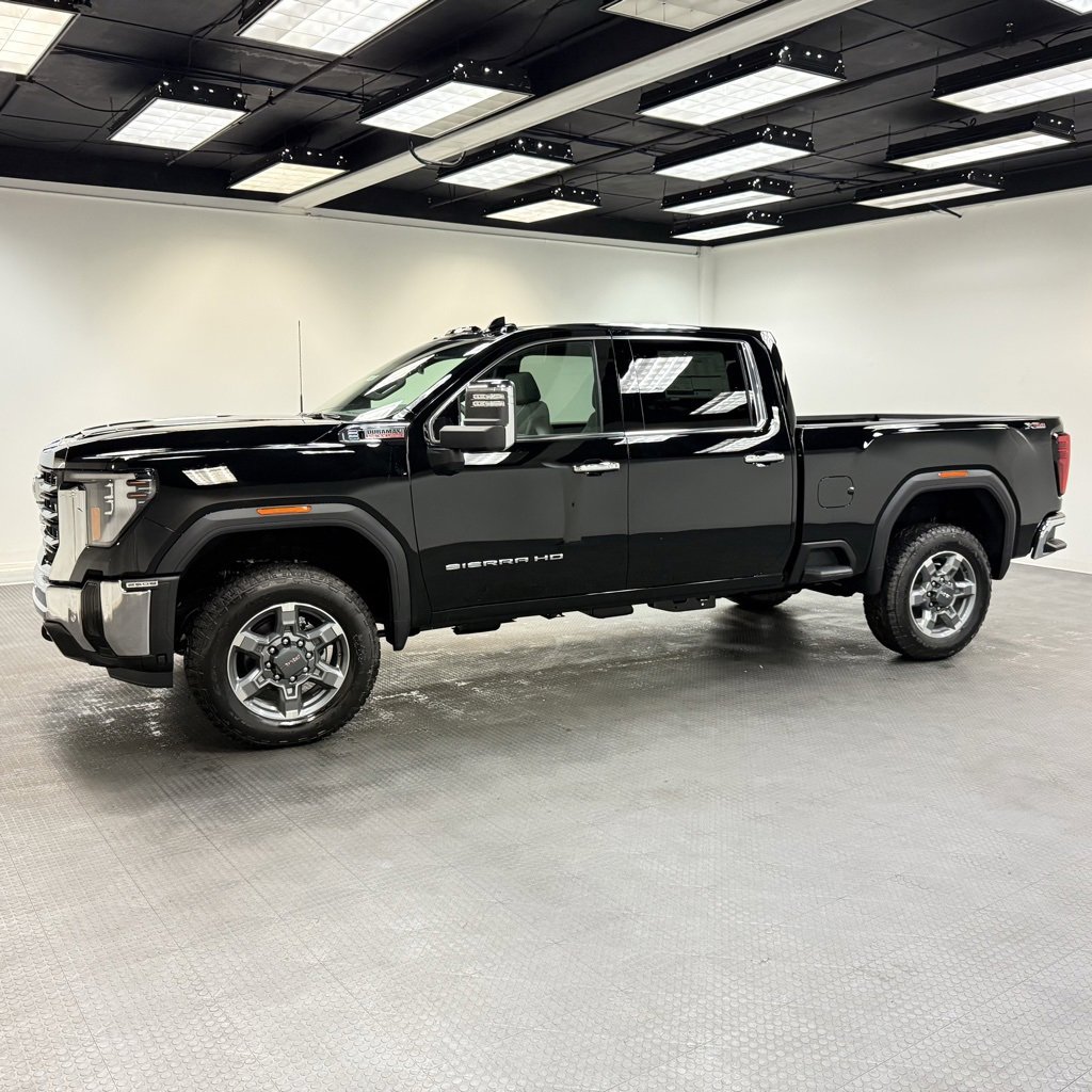 New 2026 GMC Sierra 2500 SLT image 2