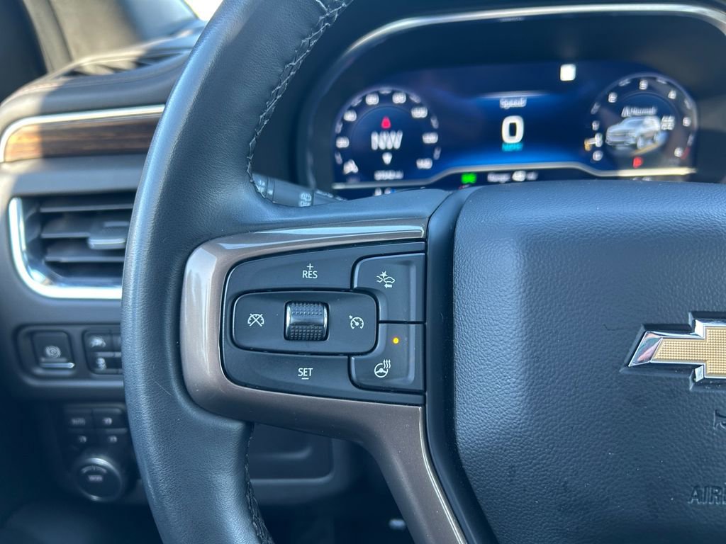 Used 2023 Chevrolet Tahoe High Country w/ Premium Package 2 AWD/4WD image 17