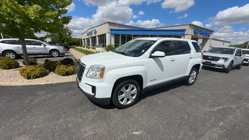 Used 2017 GMC Terrain SLE FWD image 4