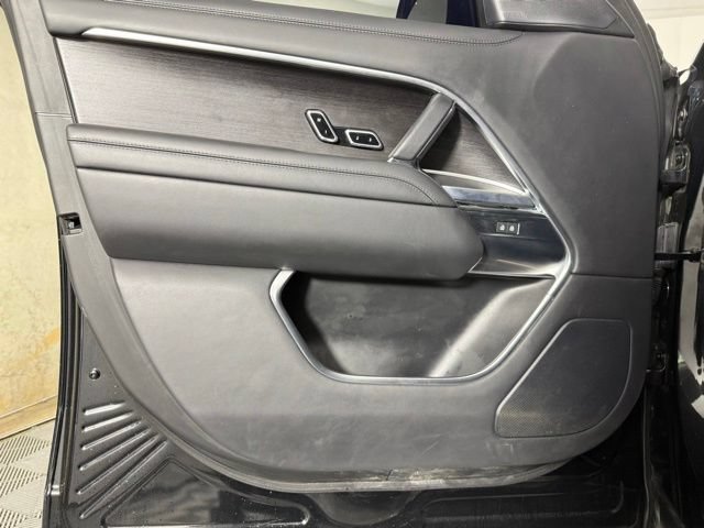 Used 2023 Land Rover Range Rover Autobiography AWD/4WD image 14