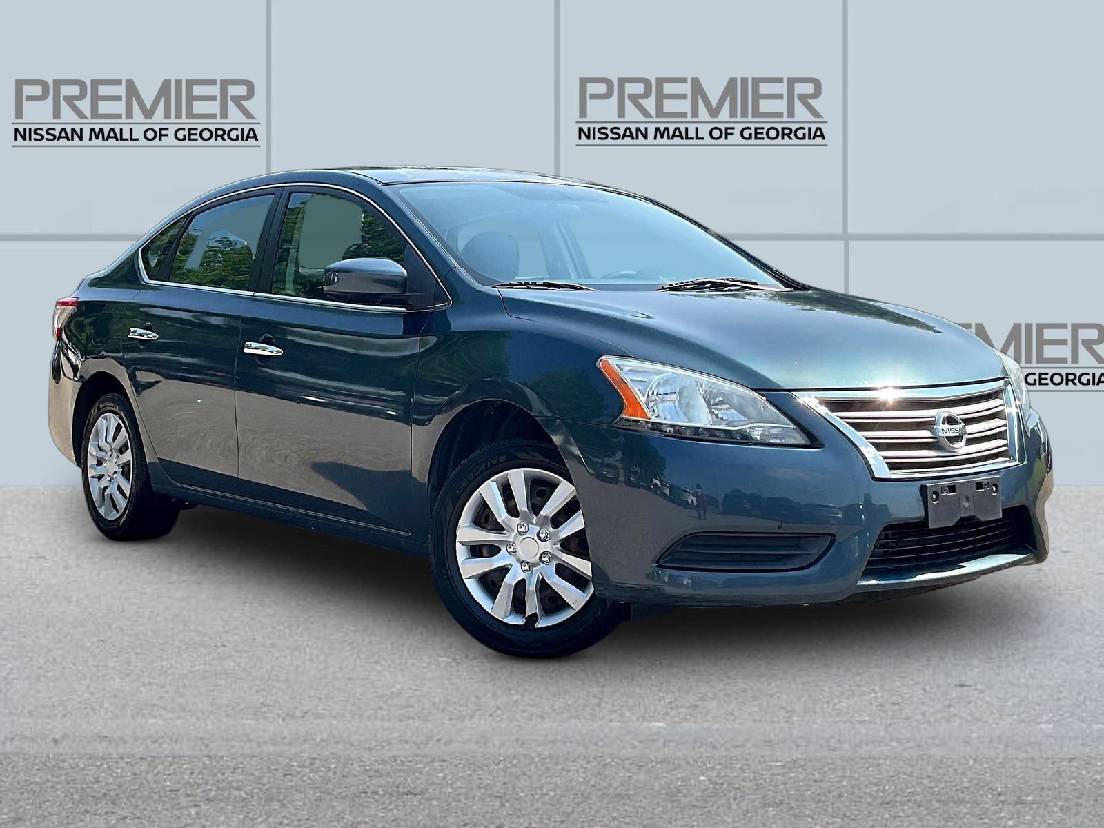 Used 2014 Nissan Sentra SV FWD image 3