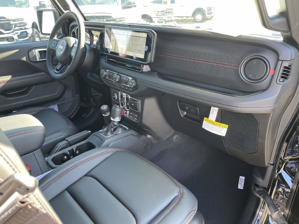 New 2027 Jeep Wrangler Unlimited Rubicon AWD/4WD image 14