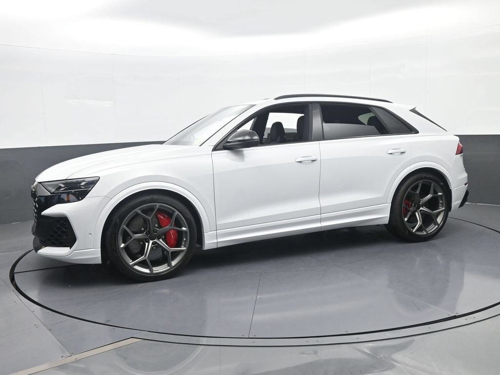 Used 2026 Audi RS Q8 performance AWD/4WD image 2