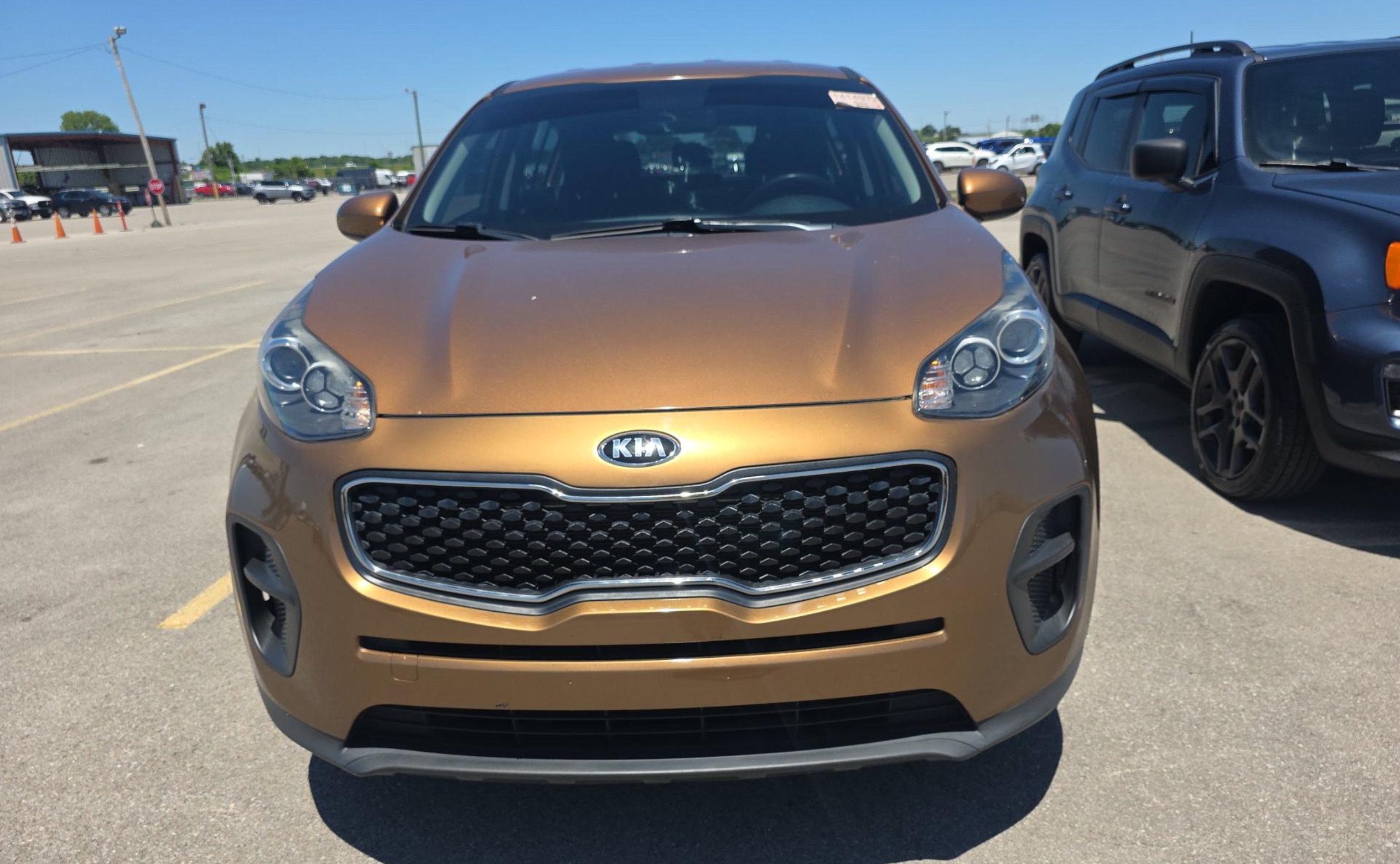 Used 2019 Kia Sportage LX FWD image 3