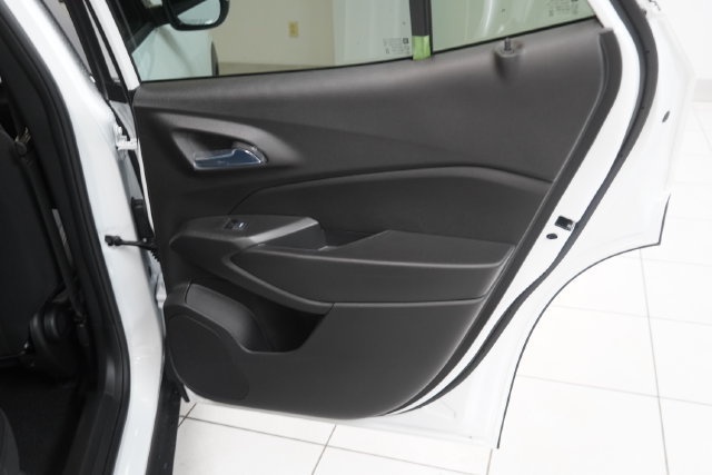 New 2026 Chevrolet Trax LS w/ LS Convenience Package FWD image 23
