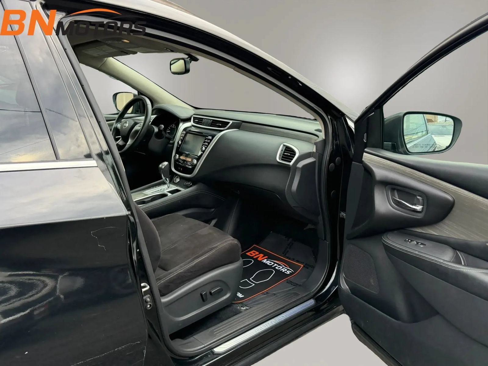 Used 2018 Nissan Murano SV AWD/4WD image 15