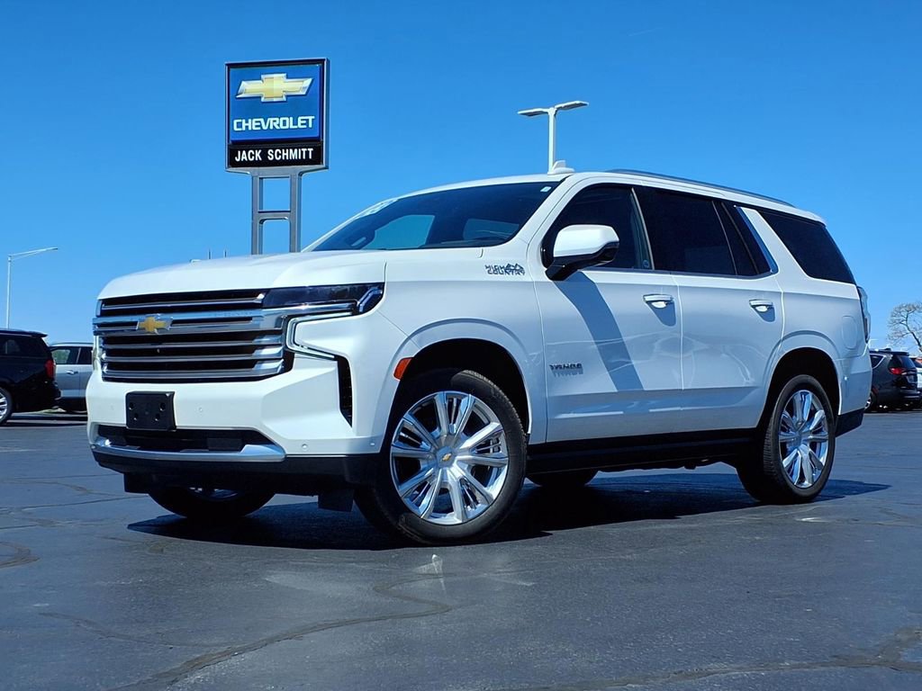 Used 2023 Chevrolet Tahoe High Country w/ Advanced Technology Package AWD/4WD image 2