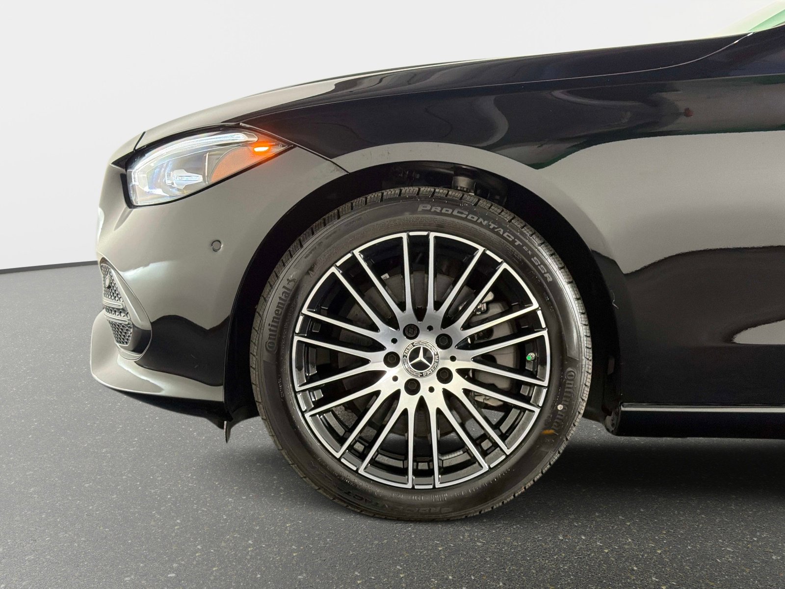 Used 2024 Mercedes-Benz C 300 Sedan w/ Pinnacle Trim Package image 13