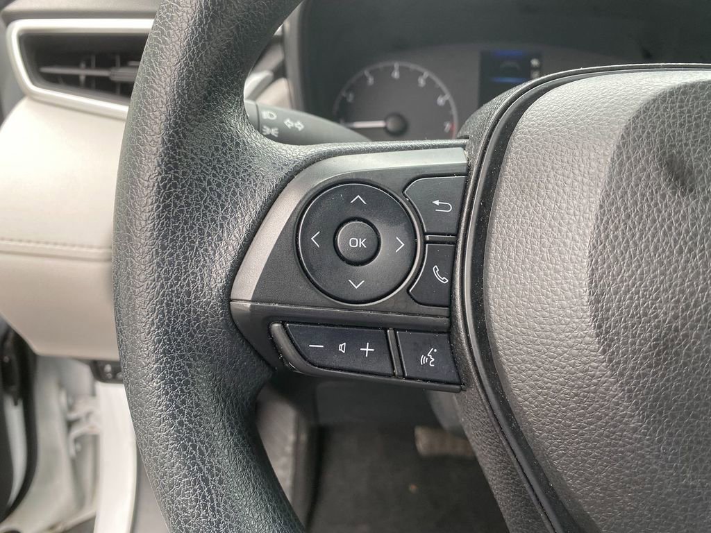 Used 2023 Toyota Corolla Cross L image 16