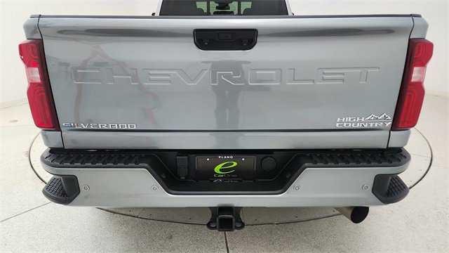 Used 2024 Chevrolet Silverado 3500 High Country image 11