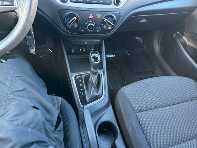 Used 2020 Hyundai Accent SE FWD image 26
