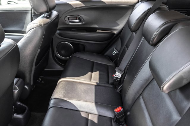 Used 2017 Honda HR-V EX-L image 25