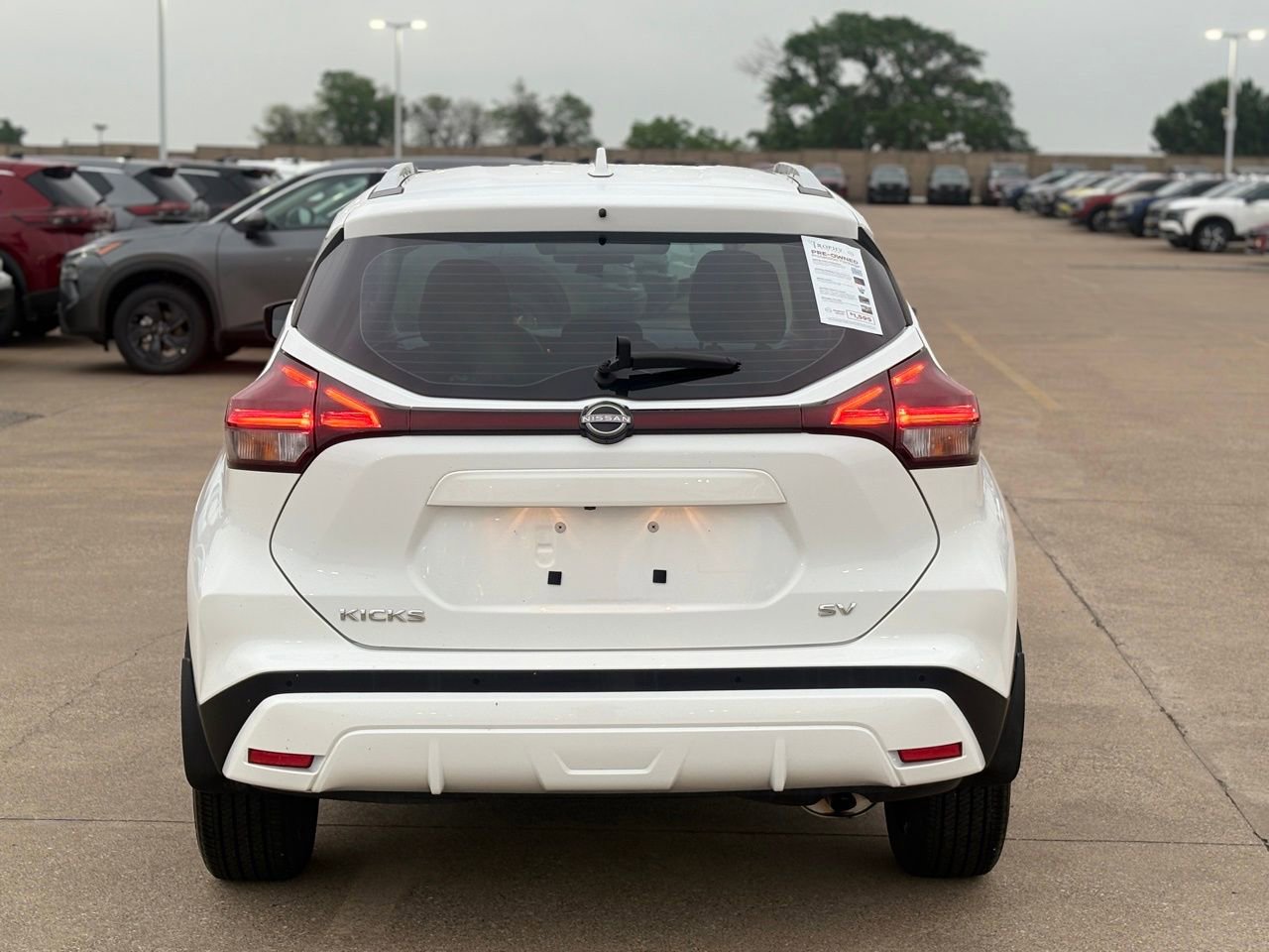 Certified 2023 Nissan Kicks SV FWD image 8
