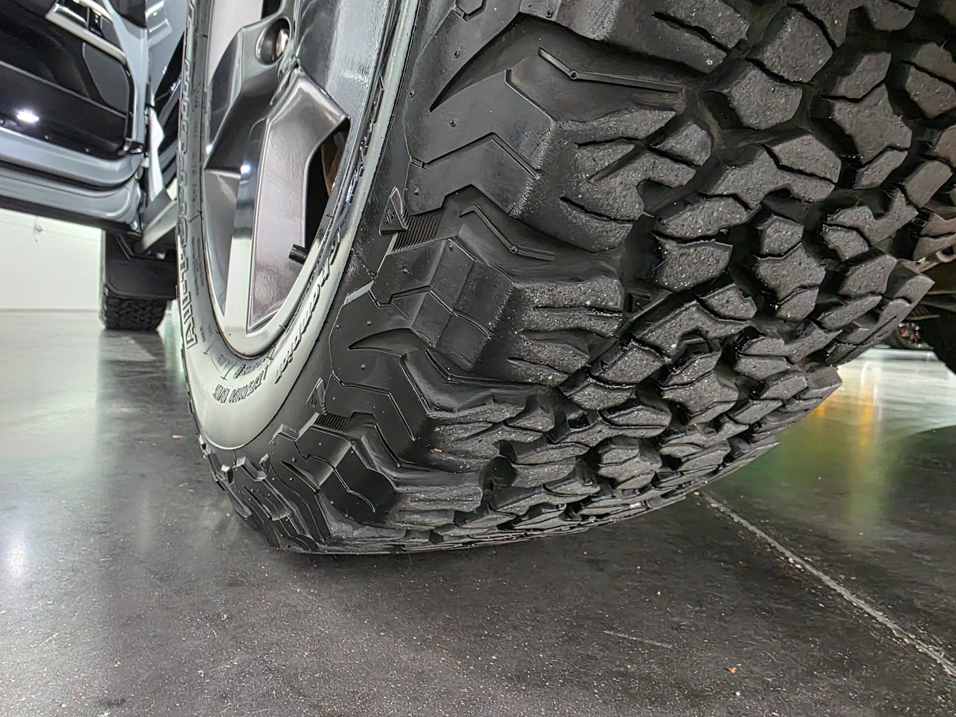 Used 2022 Land Rover Defender 110 X-Dynamic SE AWD/4WD image 57