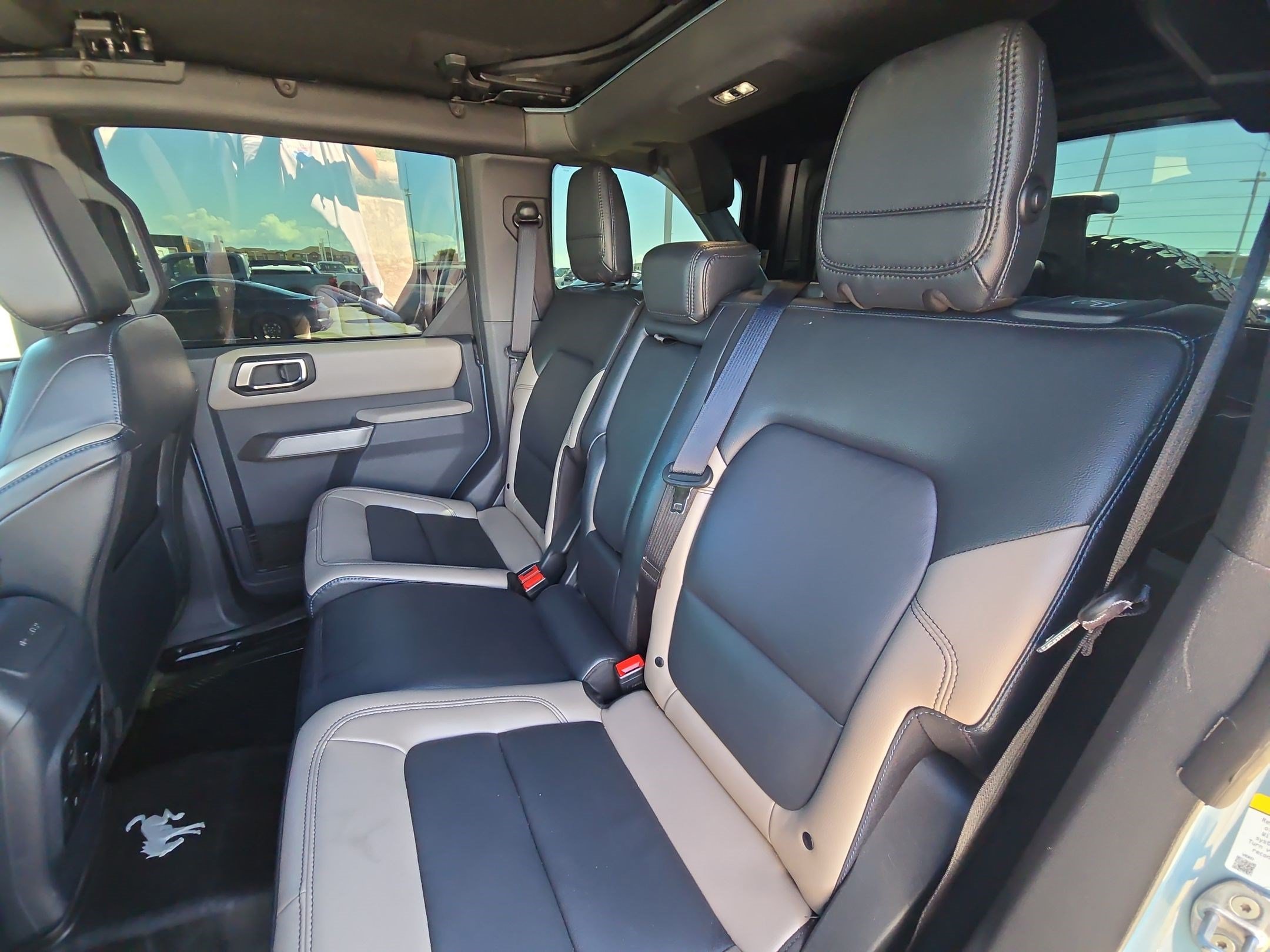 Used 2023 Ford Bronco Wildtrak AWD/4WD image 28