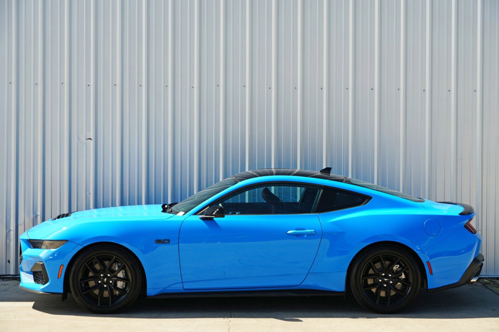 Used 2025 Ford Mustang GT Premium w/ Mustang Nite Pony Package image 7