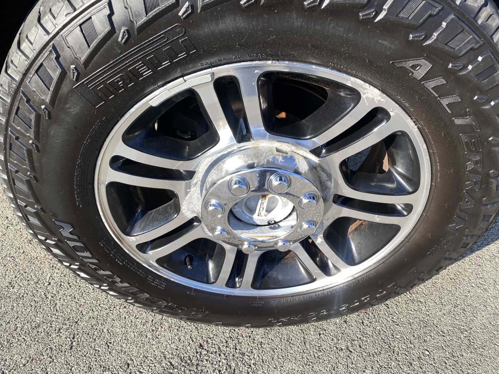 Used 2011 Ford F350 Lariat w/ Lariat Interior Pkg image 34