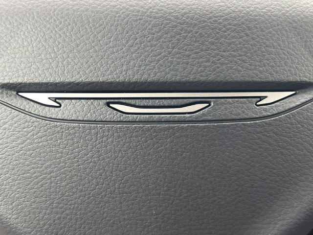 New 2027 Chrysler Pacifica Select AWD/4WD image 41
