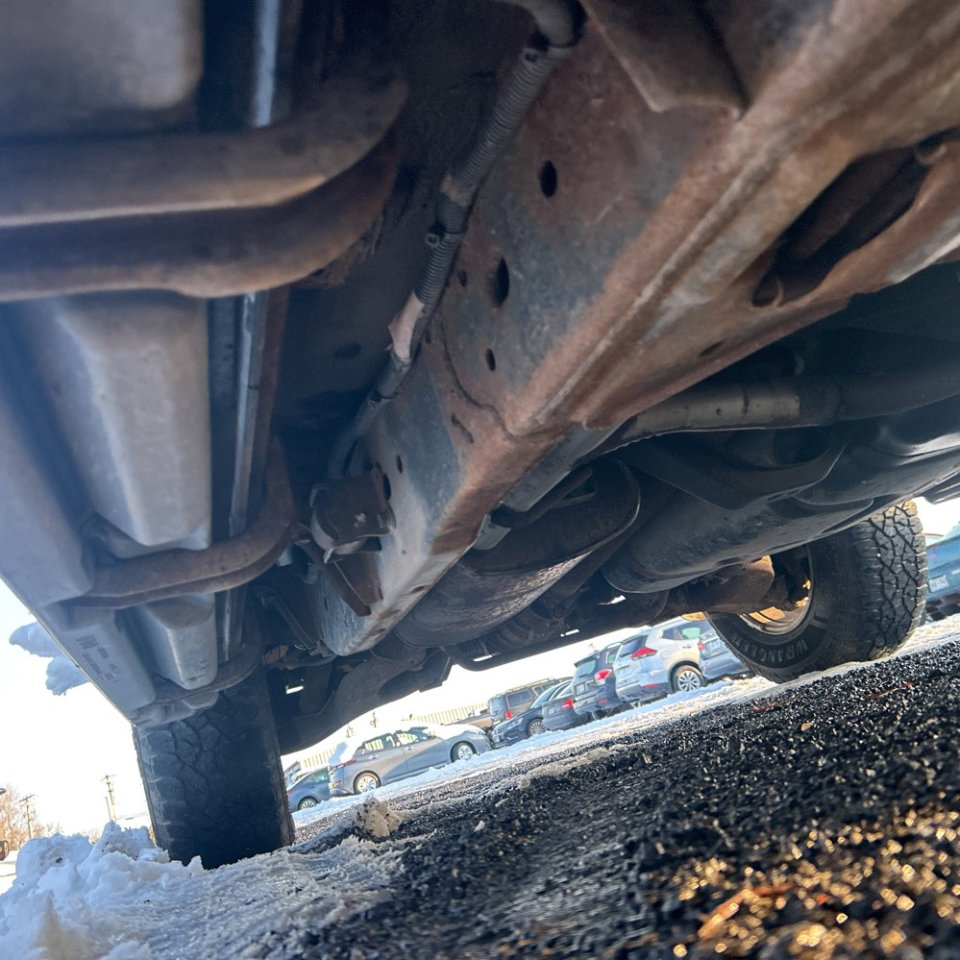 Used 2008 Nissan Pathfinder SE w/ Premium Pkg image 23