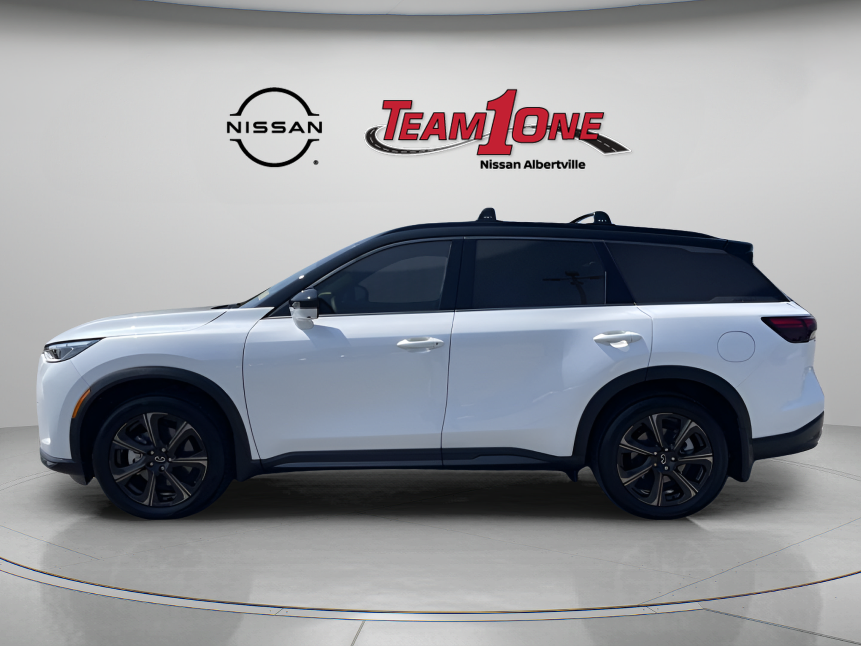 Used 2026 INFINITI QX60 Autograph w/ Dark Cargo Package AWD/4WD image 5