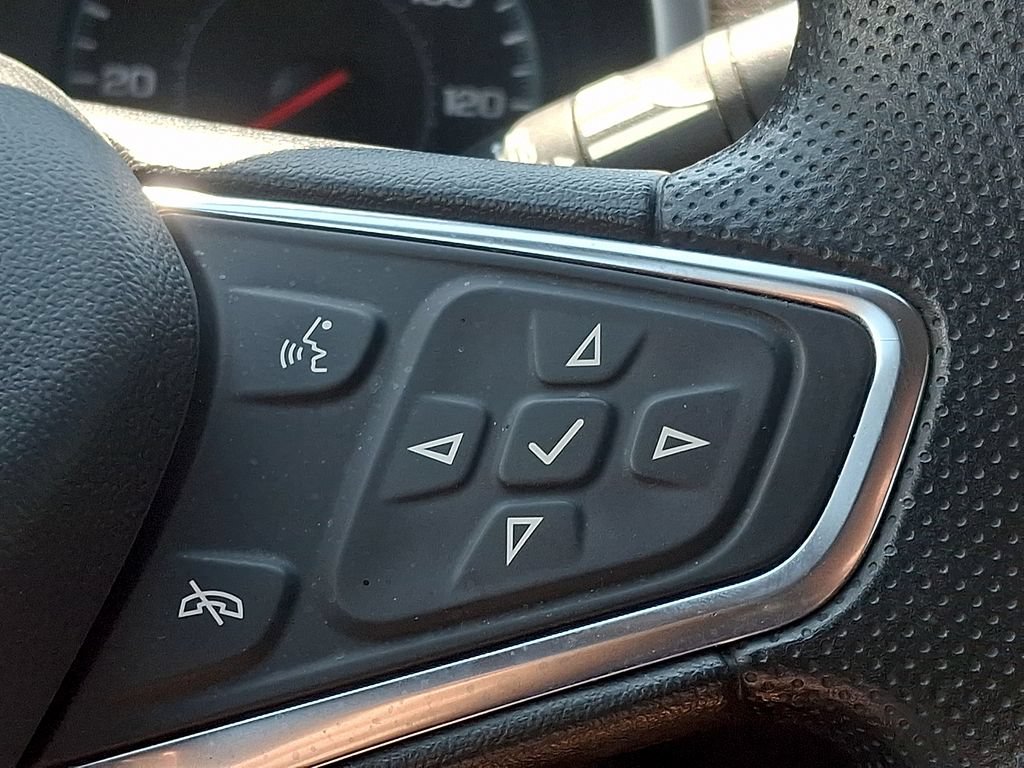 Used 2025 Chevrolet Malibu LT FWD image 21
