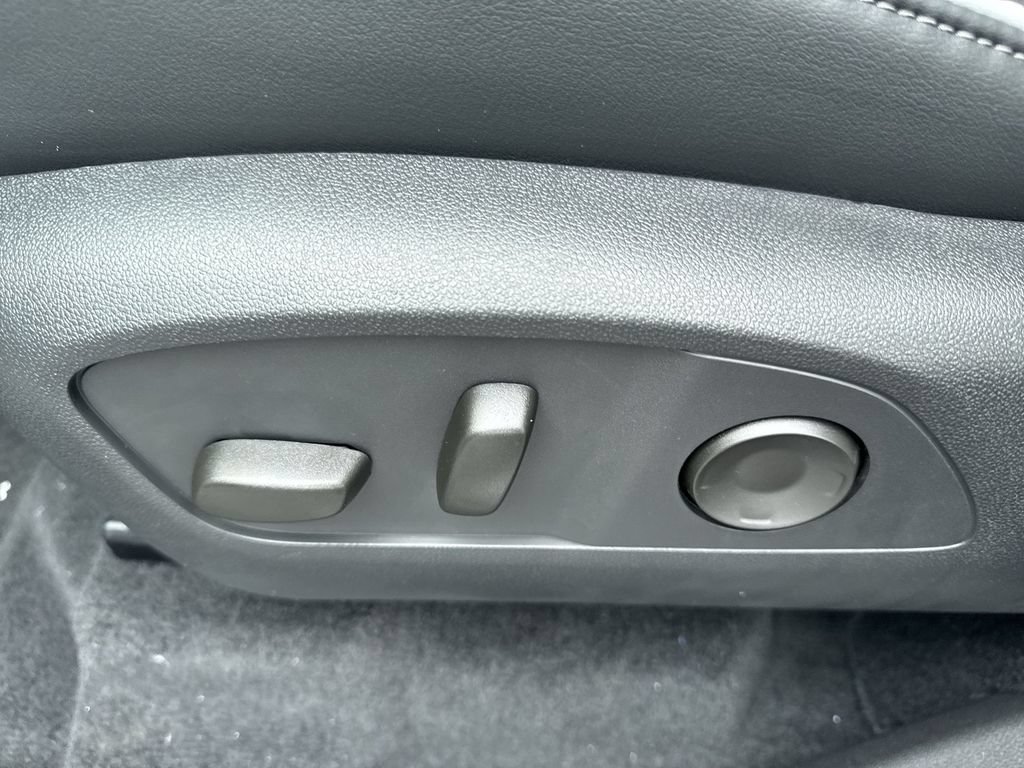 New 2026 Buick Enclave Sport Touring w/ Power Package FWD image 18