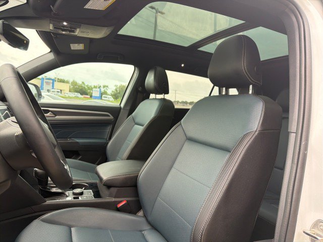 Used 2021 Volkswagen Atlas Cross Sport SEL AWD/4WD image 14