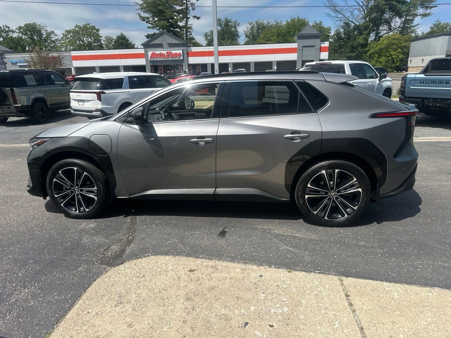 Used 2024 Toyota bZ4X AWD w/ Weather Package image 7