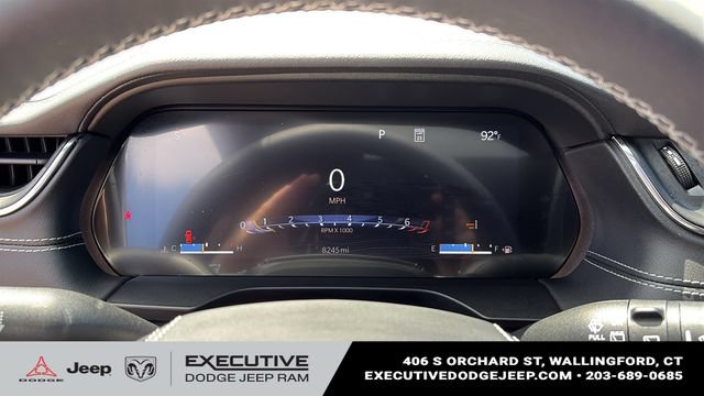 Used 2023 Jeep Grand Cherokee Overland w/ Luxury Tech Group IV AWD/4WD image 16