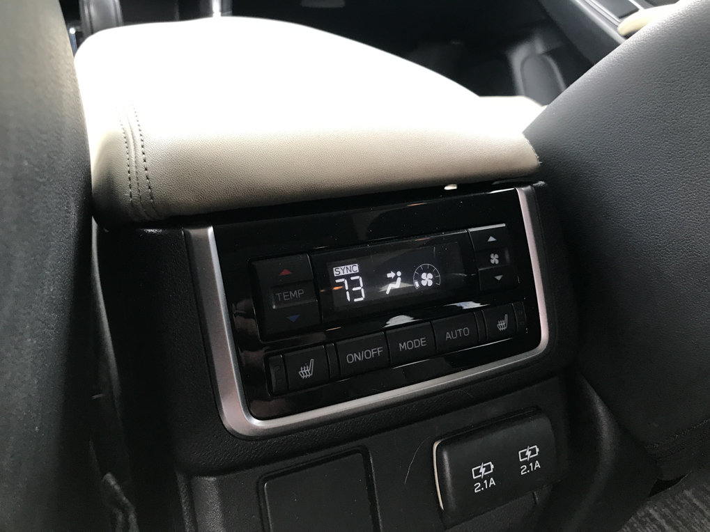 Used 2020 Subaru Ascent Limited w/ Technology Package AWD/4WD image 29