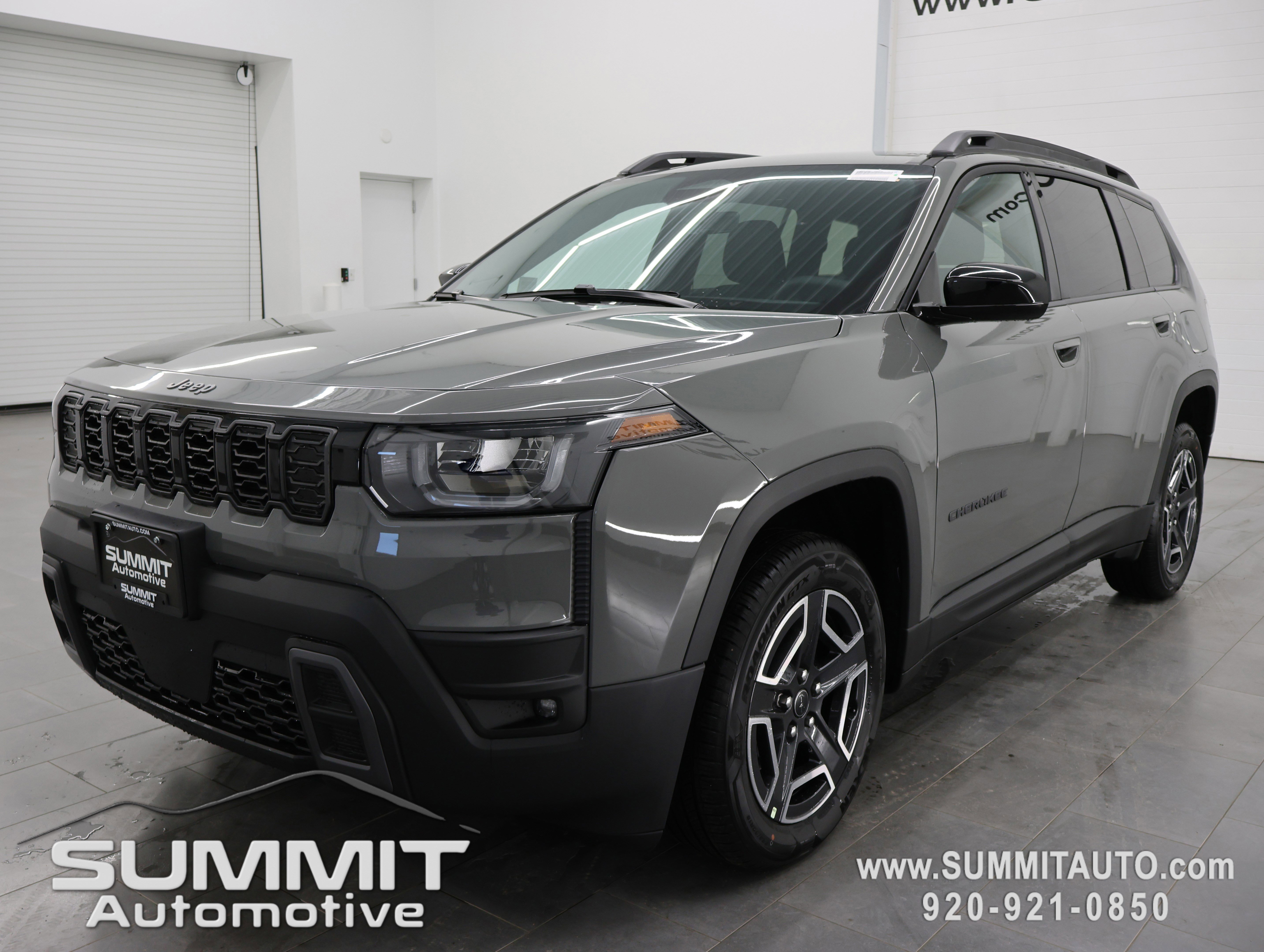 New 2026 Jeep Cherokee Laredo image 6