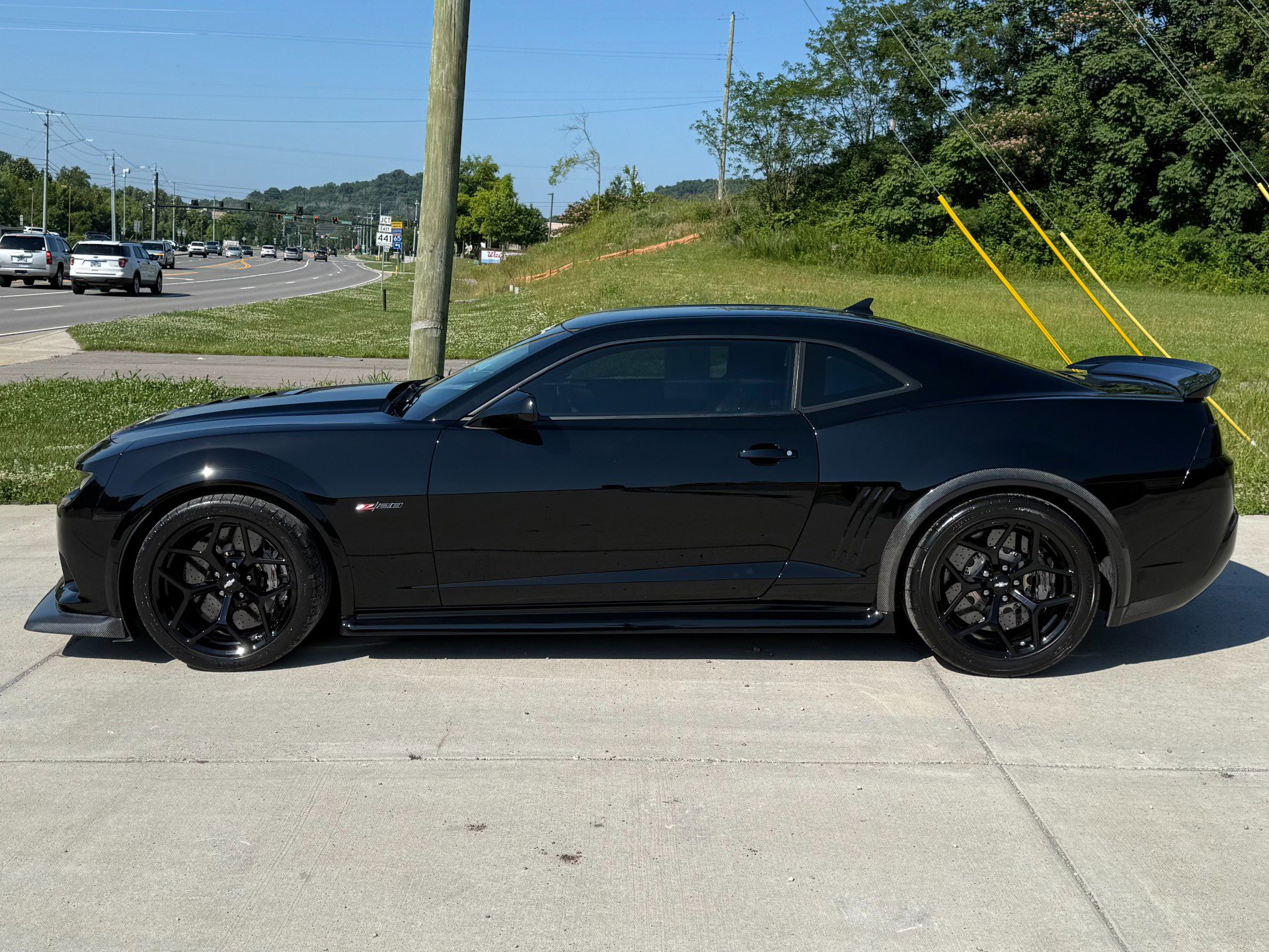 Used 2015 Chevrolet Camaro Z/28 RWD image 8