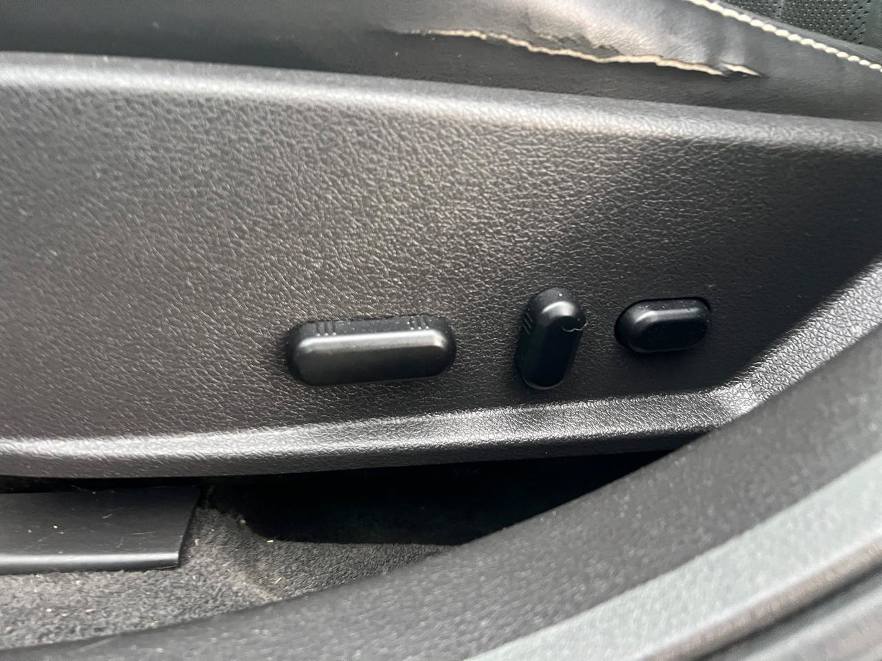 Used 2011 Mercury Milan Premier FWD image 21