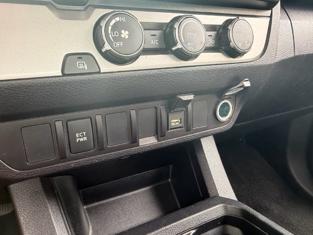 Used 2023 Toyota Tacoma SR RWD image 23