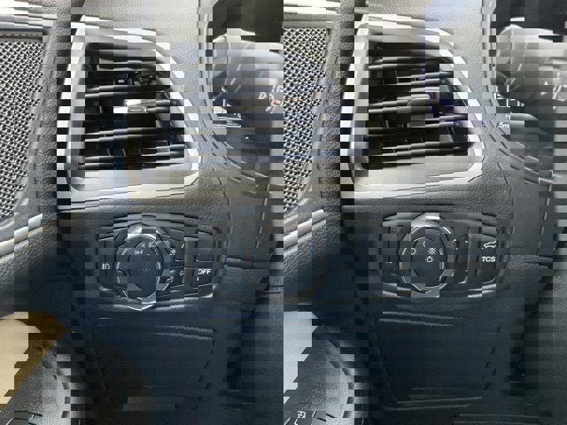 Used 2024 Ford Edge SEL w/ Convenience Package image 9