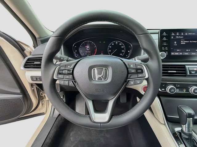 Used 2018 Honda Accord Touring image 38