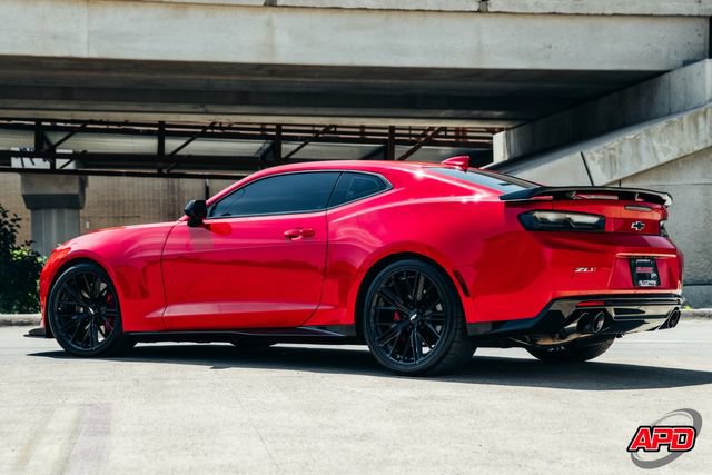 Used 2018 Chevrolet Camaro ZL1 RWD image 3